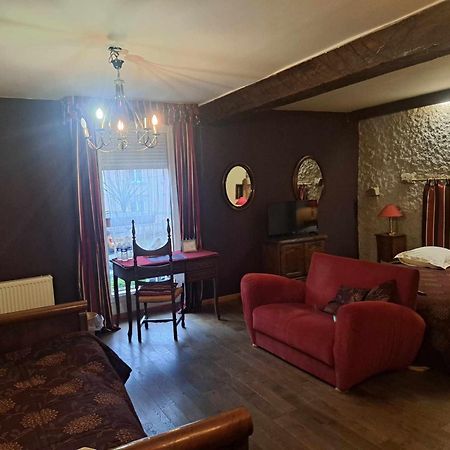 Chambres D'Hotes Les Hirondelles Gaubiving 외부 사진
